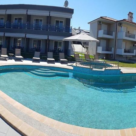 Finikas Garden Beach Resort Nikiti Nikiti (Sithonia) Exterior foto